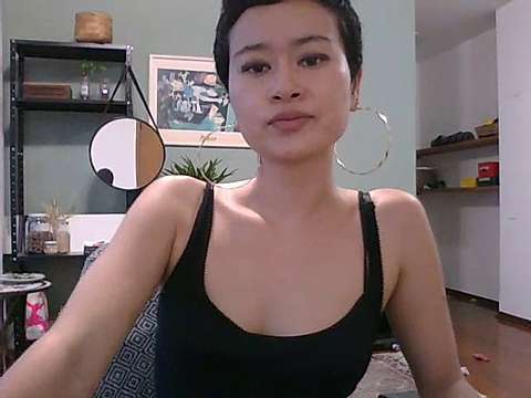 venusiann naked stripping on cam for live sex video chat
