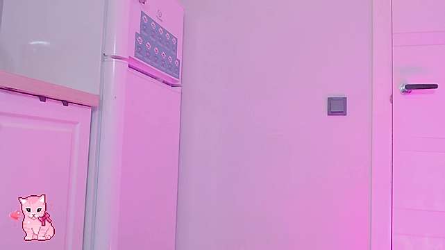Yammy_Yumi naked stripping on cam for live sex video chat