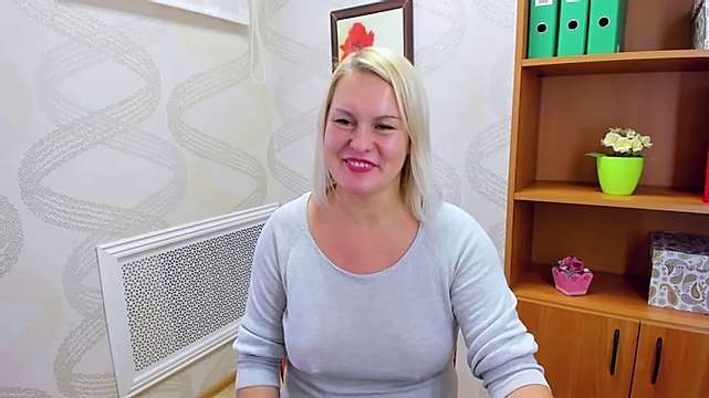 YolandaKiss naked stripping on cam for live sex video chat