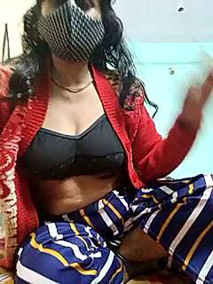 Nisha_G naked stripping on cam for live sex video chat
