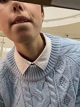 ZZena_ naked stripping on cam for live sex video chat