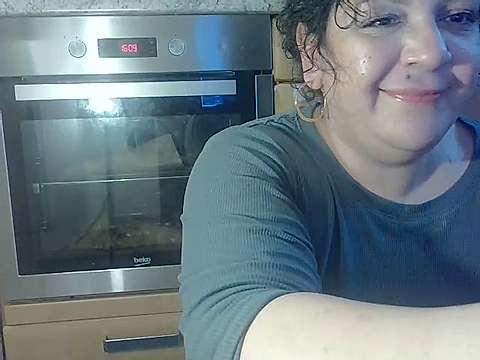 Osirusrip naked stripping on cam for live sex video chat