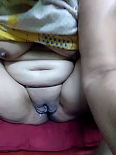 QUEENINDIAN35 naked stripping on cam for live sex video chat