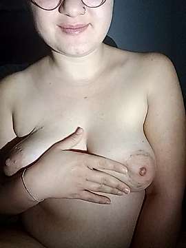 sudebrk07 naked stripping on cam for live sex video chat