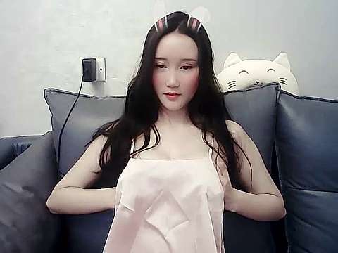 Taya-M naked stripping on cam for live sex video chat
