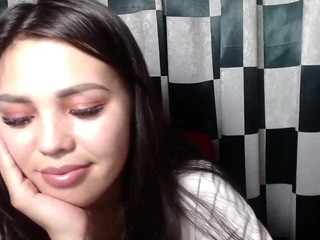 AmistYun nude on cam – live sex chat