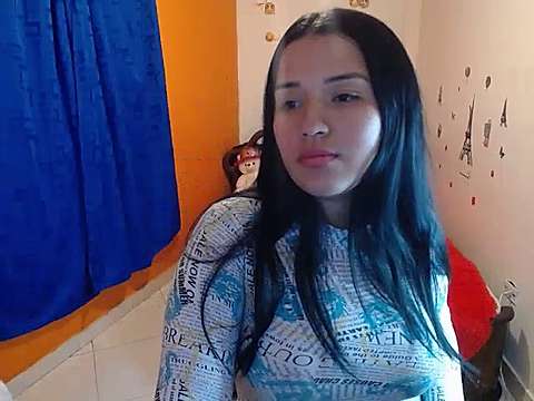 Perla_Tayler naked stripping on cam for live sex video chat
