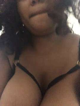 SpittingCandy naked stripping on cam for live sex video chat