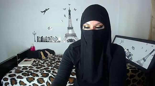evelyn__salah naked stripping on cam for live sex video chat