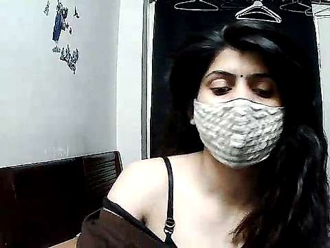 preeti-giri naked stripping on cam for live sex video chat