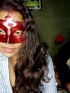 redbatwoman naked stripping on cam for live sex video chat
