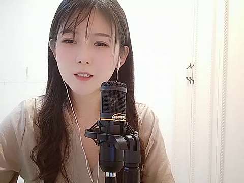 tw_ivy naked stripping on cam for live sex video chat