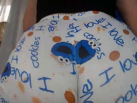 brenda_butt naked stripping on cam for live sex video chat