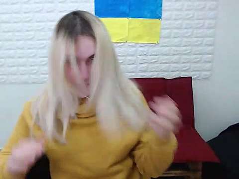 Emma_just naked stripping on cam for live sex video chat
