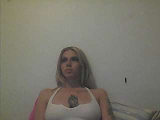 roselily2025 naked stripping on cam for live sex video chat