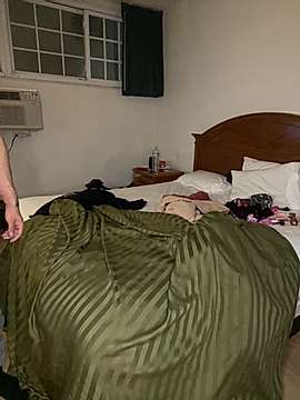 alexiajames99 naked stripping on cam for live sex video chat