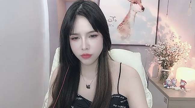 Lin_xiaowan naked stripping on cam for live sex video chat