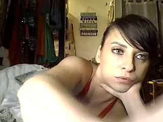 lola33100 naked stripping on cam for live sex video chat
