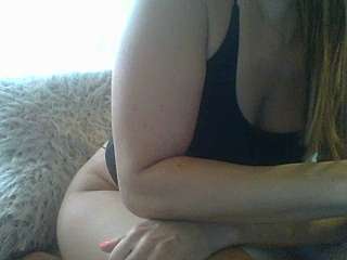 margaretpvz11 naked stripping on cam for live sex video chat