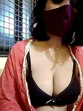 MissRose_Merry naked stripping on cam for live sex video chat