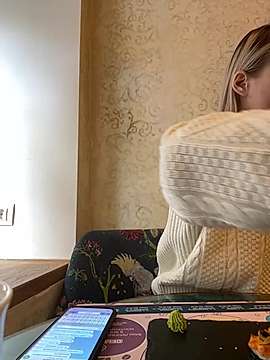 Pretty_Mill naked stripping on cam for live sex video chat