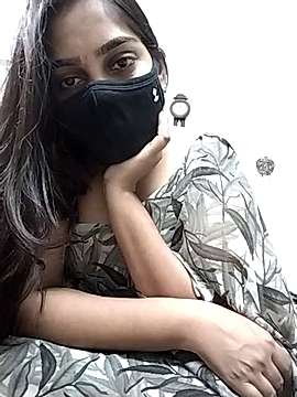yoursana- naked stripping on cam for live sex video chat