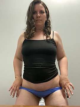 daisy699600 naked stripping on cam for live sex video chat
