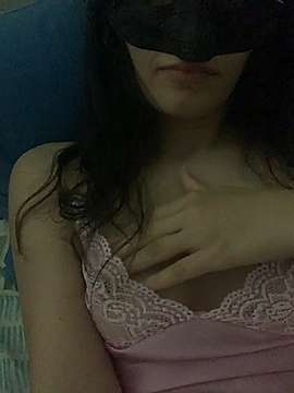FrozenCountess naked stripping on cam for live sex video chat