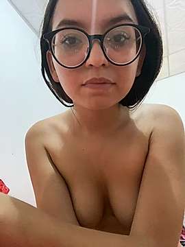 Isacute_4 naked stripping on cam for live sex video chat