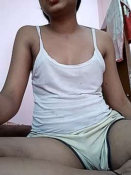 itsurhoney02 naked stripping on cam for live sex video chat