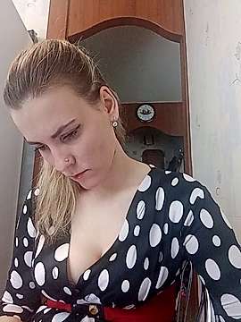 Jessie_Lust naked stripping on cam for live sex video chat
