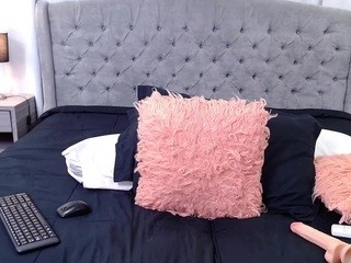 Lea-mancini nude on cam – live sex chat