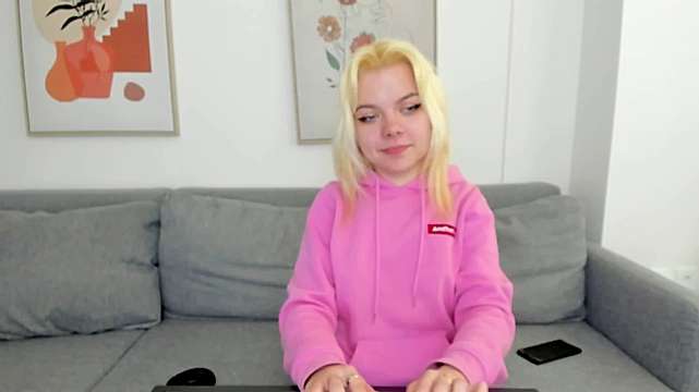 Lina-Cooper naked stripping on cam for live sex video chat
