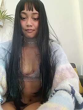 ScarletErz naked stripping on cam for live sex video chat