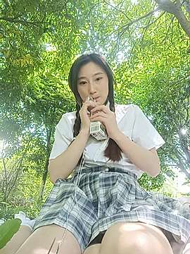 tiantian929 naked stripping on cam for live sex video chat