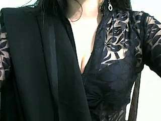 Your_venesa naked stripping on cam for live sex video chat