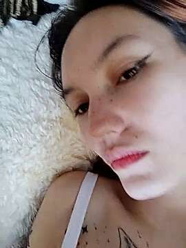 alice_kissme naked stripping on cam for live sex video chat
