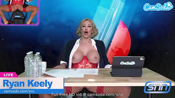 Camsoda – Sexy Big Tits MILF Ryan Keely Rides Sex Machine Live On Air