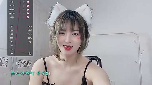 Coly-titi naked stripping on cam for live sex video chat