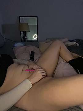 Farmgirl_milf naked stripping on cam for live sex video chat