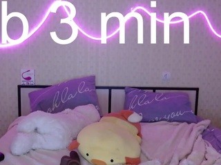 MollyYounglee nude on cam – live sex chat