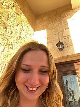 NadjaHeld naked stripping on cam for live sex video chat