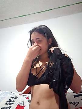 ssaabellaa naked stripping on cam for live sex video chat