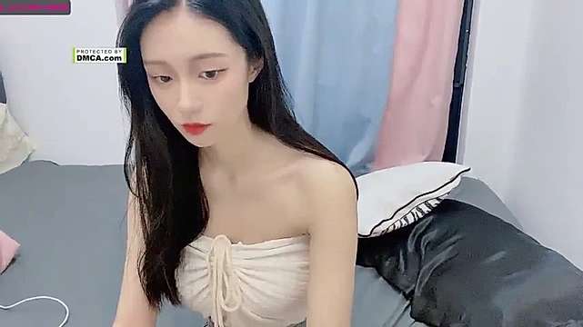 TANYA0000 naked stripping on cam for live sex video chat