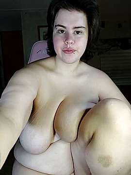 XXXPrincessJasmineXXX naked stripping on cam for live sex video chat