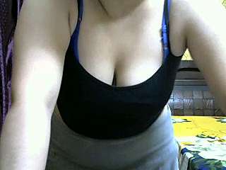 Yours_Pari naked stripping on cam for live sex video chat