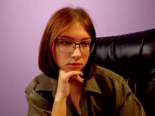 EmmaEllis nude on cam – live sex chat