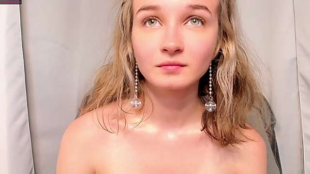 JoanBravvo naked stripping on cam for live sex video chat