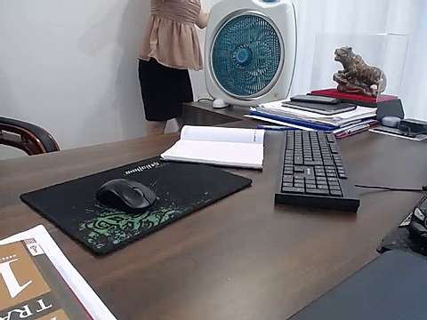_Na_ naked stripping on cam for live sex video chat
