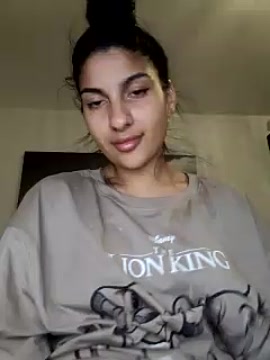 Samira30 naked stripping on cam for live sex video chat